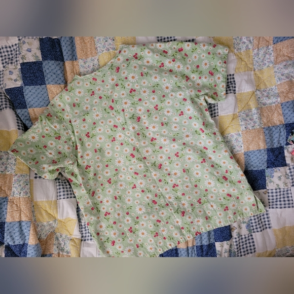 Spring Floral Cherry Scrub Top - Picture 2 of 4